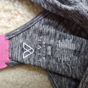 Livi Active size 26 / 28 Workout Top